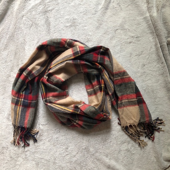 Patterned Scarf - Picture 2 of 3